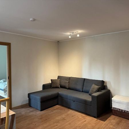 Dikol Two-Room Apartment-Self Check-In & Free Parking Near City Center Tallin Zewnętrze zdjęcie