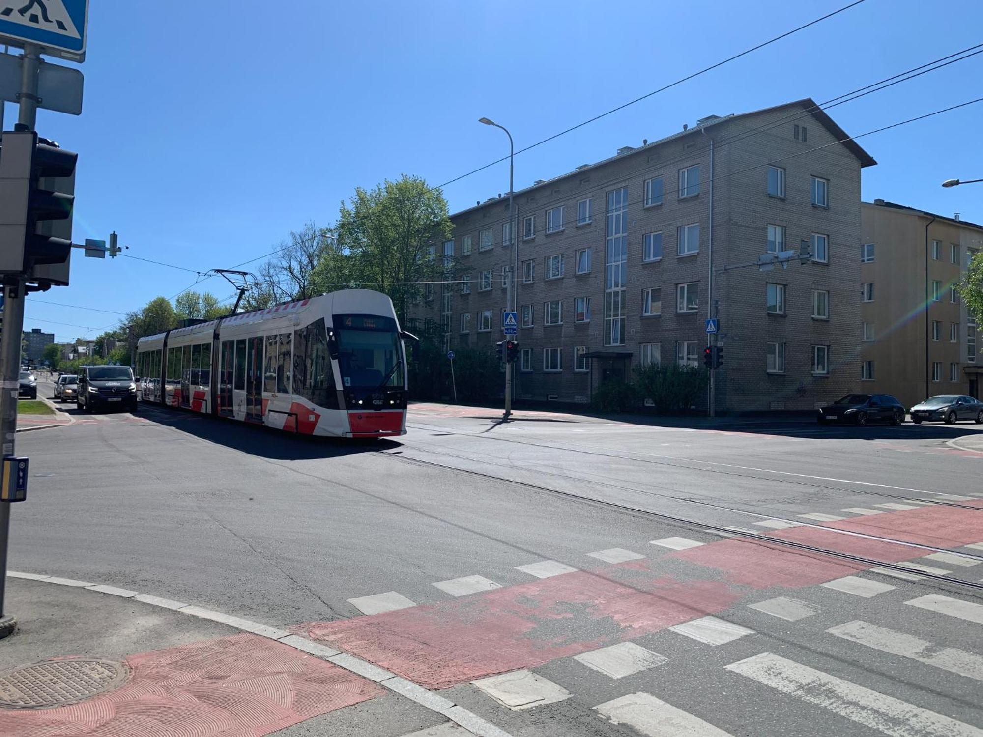 Dikol Two-Room Apartment-Self Check-In & Free Parking Near City Center Tallin Zewnętrze zdjęcie